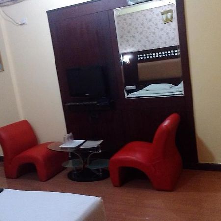 Solitaire Suites Bangalore Habitación foto